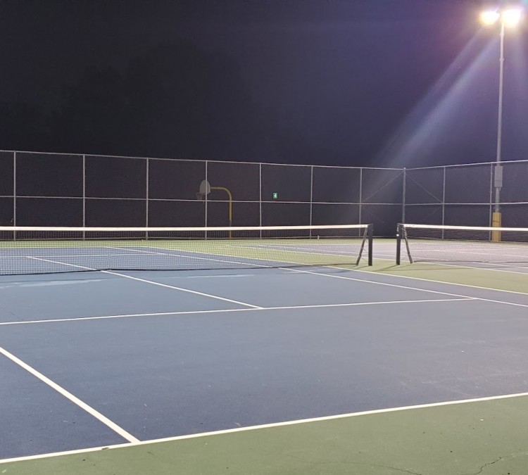Merrill Park Tennis Courts (Iselin,&nbspNJ)